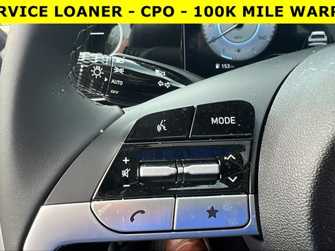 Used 2025 Hyundai Elantra SEL image 6