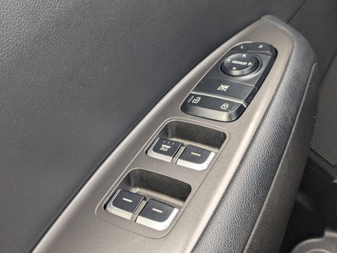 Used 2019 Kia Optima LX image 33