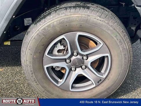 Used 2022 Jeep Wrangler Unlimited Sport AWD/4WD image 7