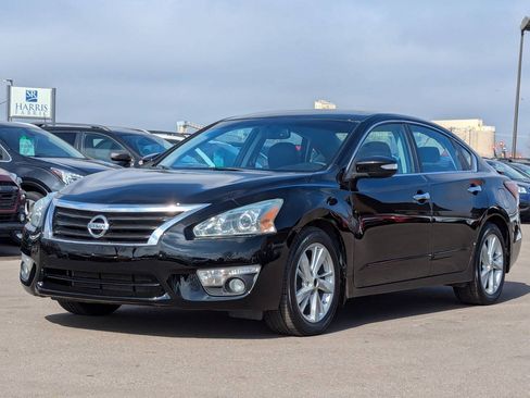 Used 2015 Nissan Altima 2.5 SL w/ Technology Package FWD image 8