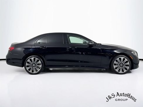 Used 2023 Mercedes-Benz E 350 4MATIC Sedan image 8