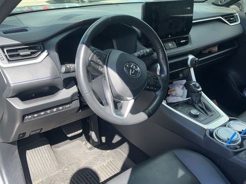 Used 2023 Toyota RAV4 XSE image 5