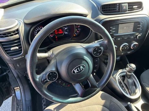 Used 2016 Kia Soul image 10