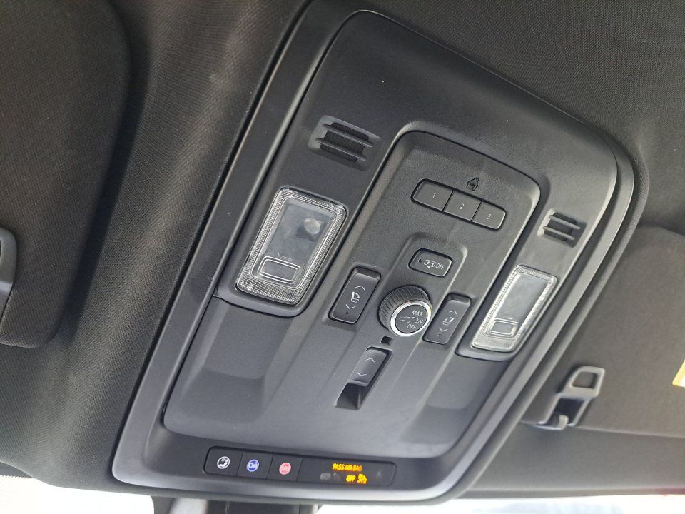 Used 2022 GMC Yukon Denali AWD/4WD image 35