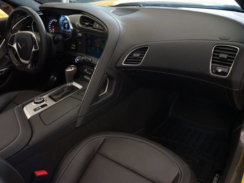 Used 2019 Chevrolet Corvette Grand Sport w/ Battery Protection Package RWD image 5