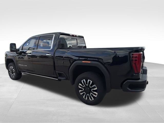Used 2025 GMC Sierra 2500 Denali Ultimate AWD/4WD image 3