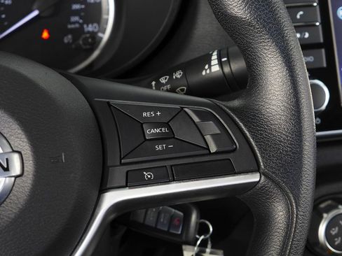 Used 2022 Nissan Versa S w/ Electronics Package image 28