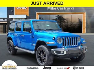 Used 2023 Jeep Wrangler Unlimited Sahara w/ Dual Top Group AWD/4WD video 1