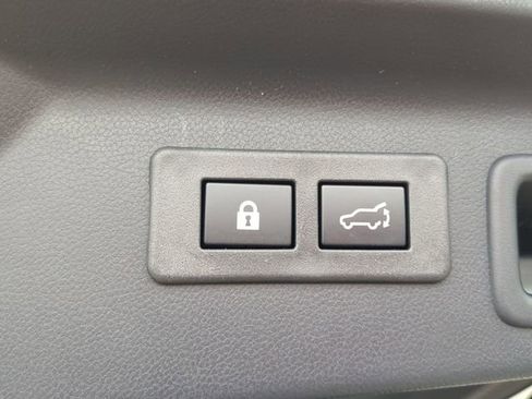Certified 2026 Subaru Forester Premium AWD/4WD image 36