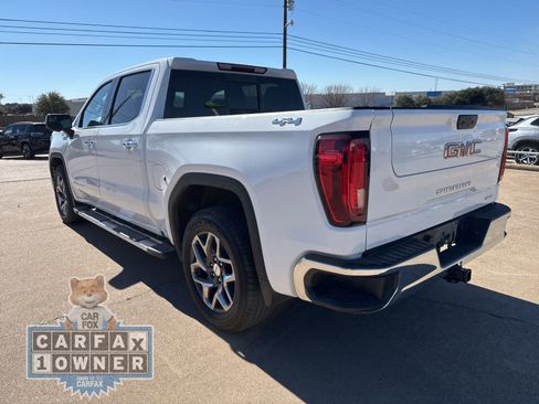 Used 2023 GMC Sierra 1500 SLT w/ SLT Convenience Package image 5