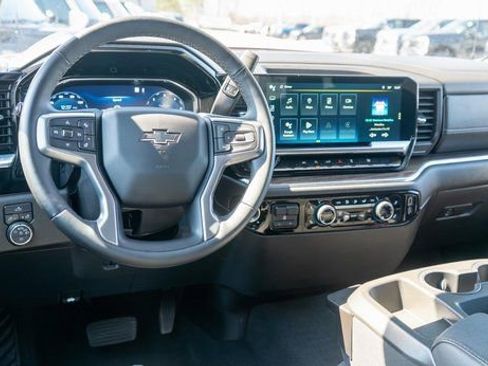 Used 2023 Chevrolet Silverado 1500 RST w/ Protection Package AWD/4WD image 11