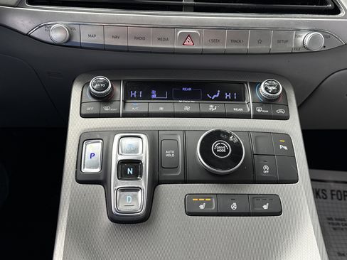 Used 2022 Hyundai Palisade SEL w/ Premium Package image 19