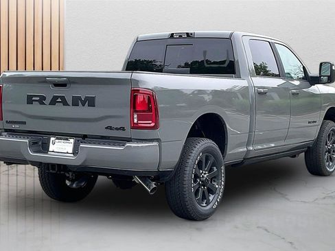 New 2026 RAM 2500 Laramie AWD/4WD image 9