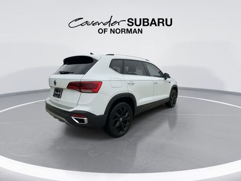 Used 2022 Volkswagen Taos SE image 8