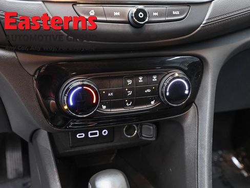 Used 2023 Buick Encore GX Preferred w/ Cold Weather Comfort Package FWD image 19