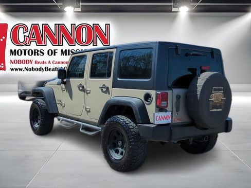 Used 2018 Jeep Wrangler Unlimited Sport w/ Connectivity Group image 7