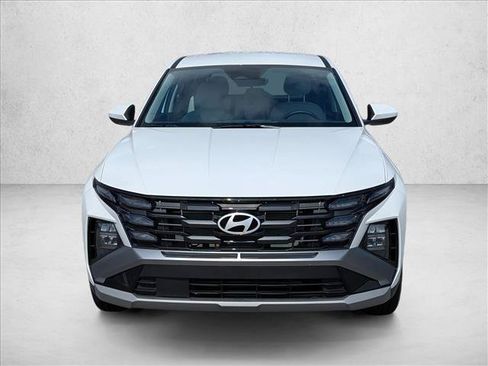 Certified 2026 Hyundai Tucson SE FWD image 2