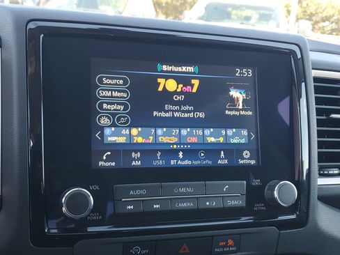 Used 2024 Nissan Frontier SV image 22