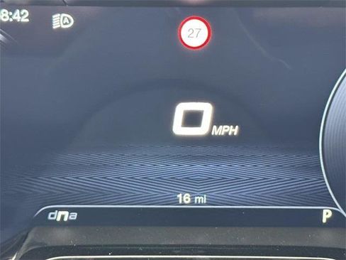 New 2025 Alfa Romeo Tonale image 18