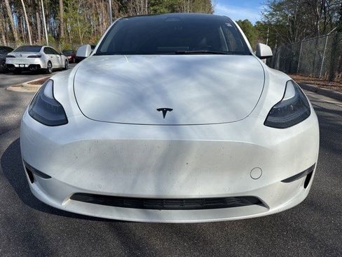 Used 2021 Tesla Model Y Performance image 8