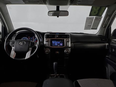 Used 2018 Toyota 4Runner SR5 image 29