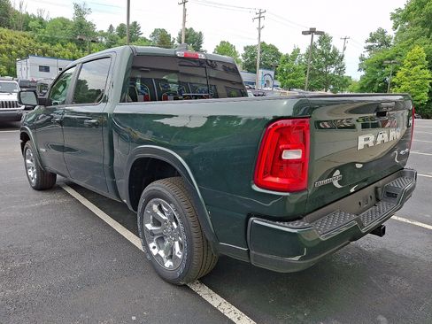 New 2026 RAM 1500 Big Horn AWD/4WD image 4