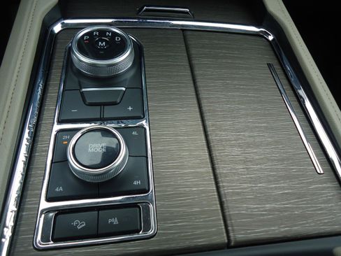 Used 2023 Ford Expedition Max Limited image 21