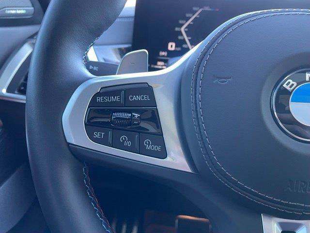 Used 2025 BMW X6 M60i AWD/4WD image 15