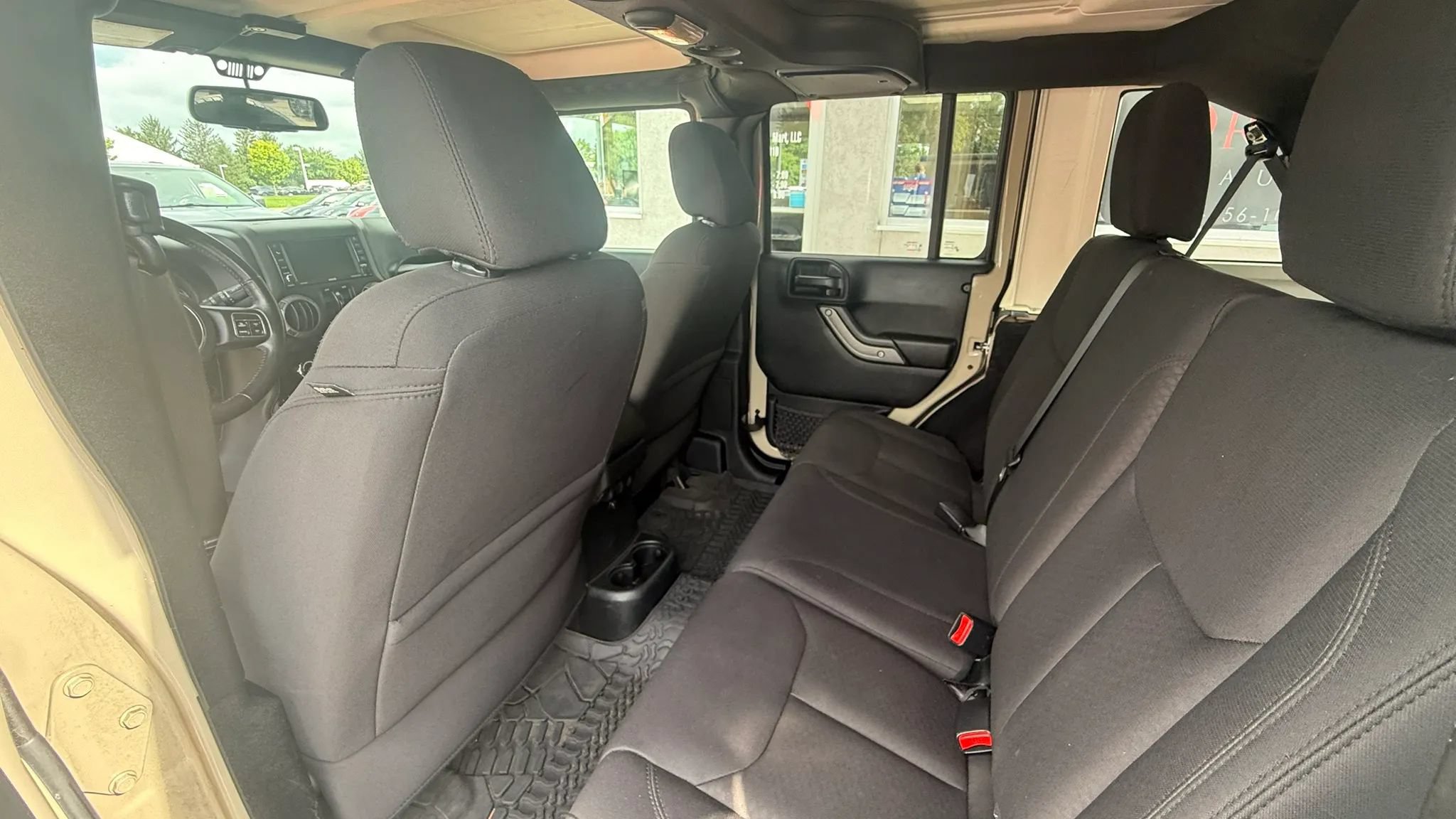 Used 2017 Jeep Wrangler Unlimited Sport w/ Quick Order Package 24S AWD/4WD image 10