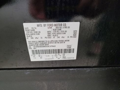 Used 2016 Ford Explorer XLT image 33