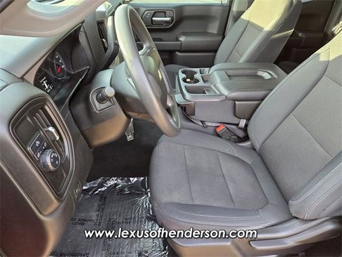 Used 2019 Chevrolet Silverado 1500 Custom w/ Custom Value Package image 9