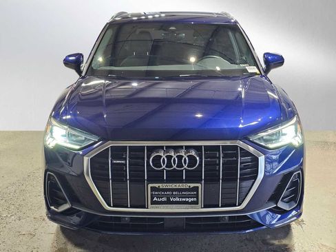 Used 2023 Audi Q3 2.0T Premium w/ 19" Wheel Package image 2