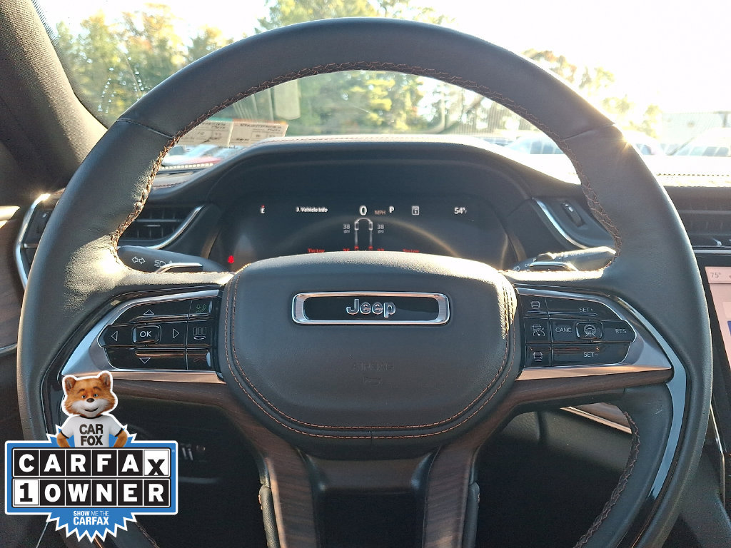 Used 2024 Jeep Grand Cherokee L Summit w/ Advanced Protech Group IV AWD/4WD image 22