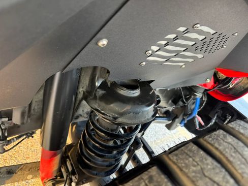 Used 2016 Jeep Wrangler Rubicon w/ Power Convenience Group AWD/4WD image 13