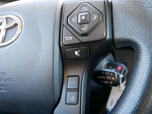 Used 2019 Toyota Tacoma SR image 35