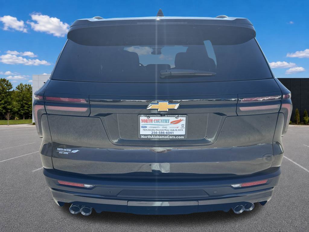 Used 2025 Chevrolet Traverse LT AWD/4WD image 8