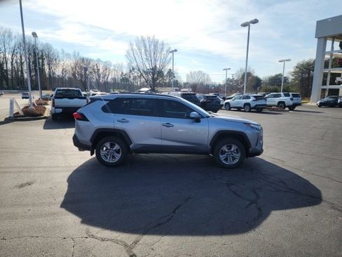Used 2025 Toyota RAV4 XLE image 5