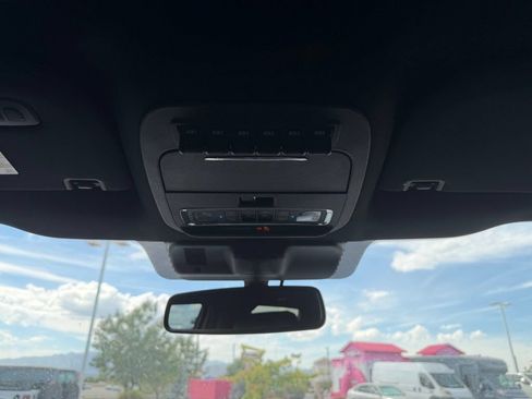 Used 2025 Ford F150 Raptor AWD/4WD image 15