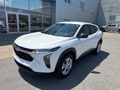 Certified 2025 Chevrolet Trax LS