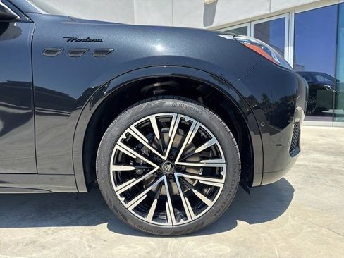 New 2025 Maserati Grecale Modena image 9