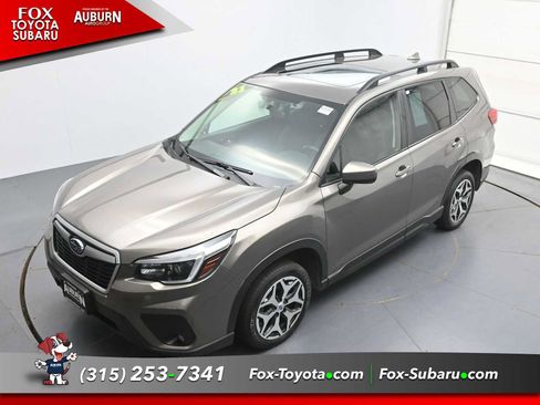 Used 2021 Subaru Forester Premium AWD/4WD image 34