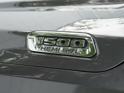 Used 2021 RAM 1500 Big Horn AWD/4WD image 10