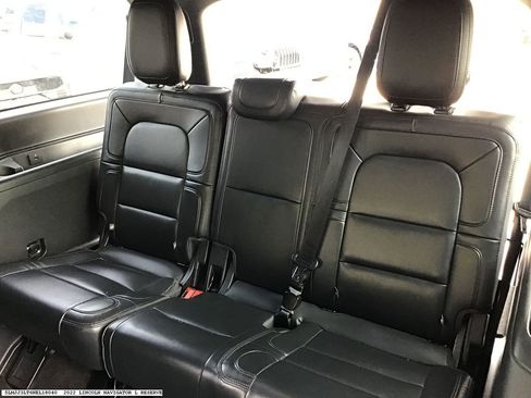 Used 2022 Lincoln Navigator L Reserve AWD/4WD image 17