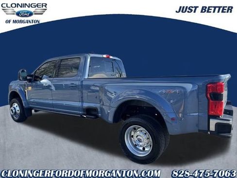Used 2023 Ford F450 Lariat image 8