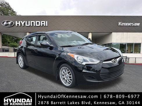 Used 2013 Hyundai Veloster FWD image 1