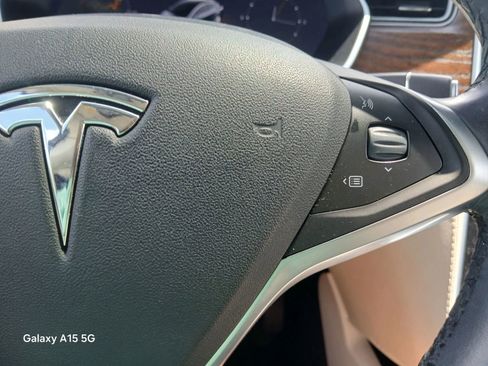 Used 2018 Tesla Model X 100D AWD/4WD image 30