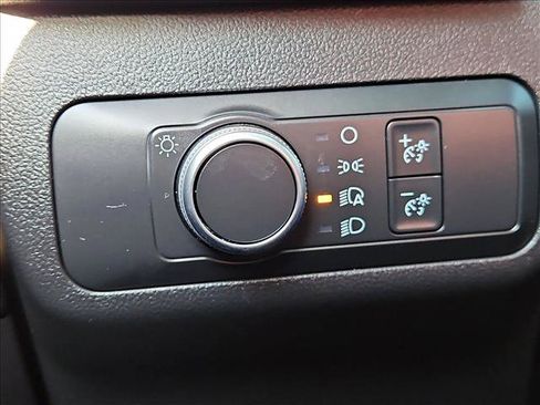 Used 2020 Ford Escape SE FWD image 15