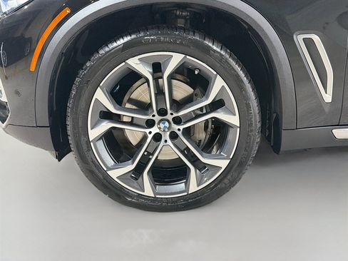 Used 2021 BMW X5 sDrive40i w/ Premium Package RWD image 41