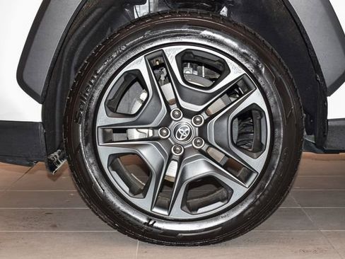 Used 2024 Toyota RAV4 Adventure image 9