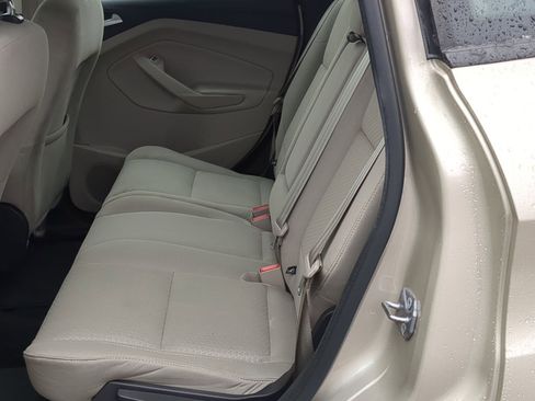 Used 2017 Ford C-MAX SE image 22